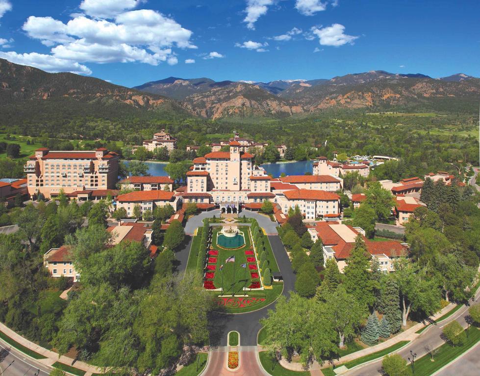 The Broadmoor Hotel Колорадо Спрингс Екстериор снимка